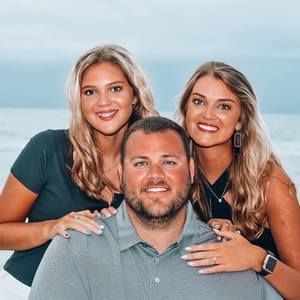 Meet your Posher, Dena